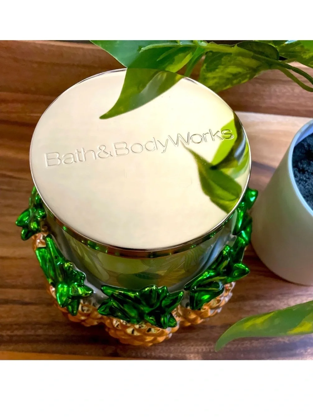 Bath & Body Works stunning shiny